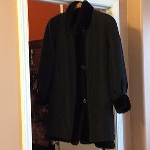 Reversible 3/4 length jacket